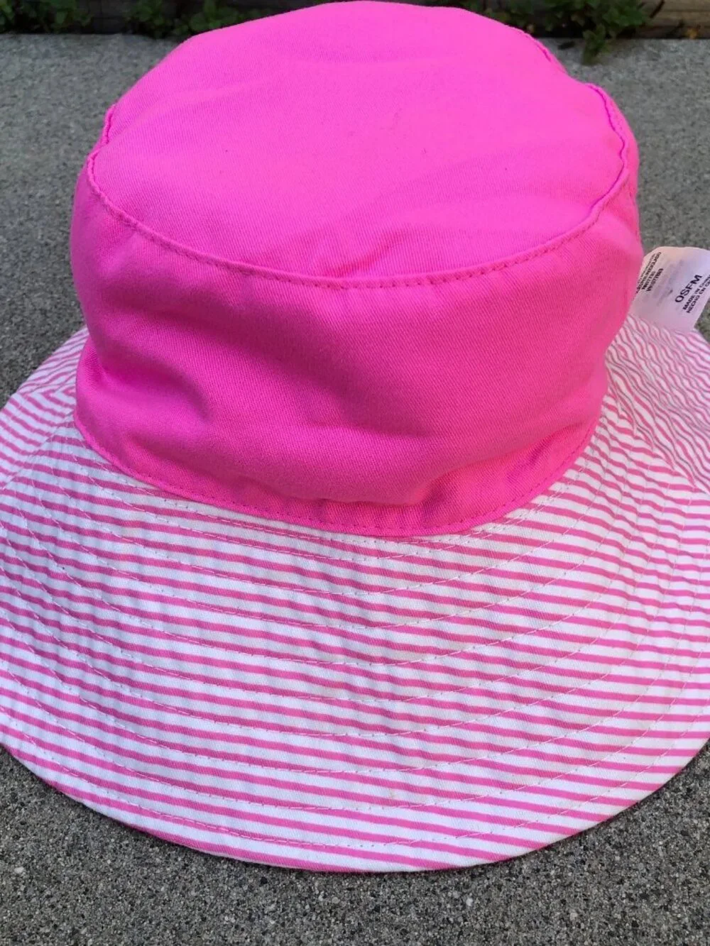 TARGET Rainbow Reversible Bucket Hat Women's One Size Pink Sun Cap